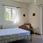 Semesterbostad Fiorela Maisonette *
