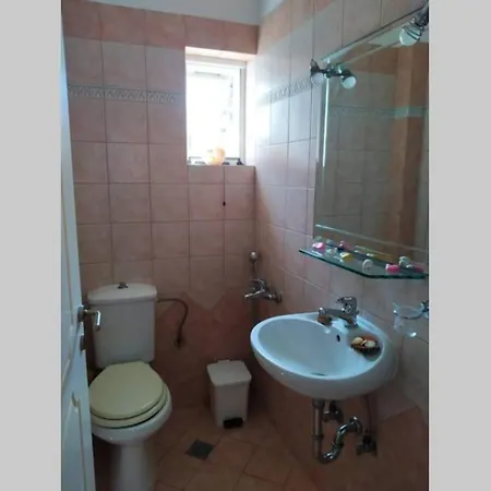 Fiorela Maisonette *