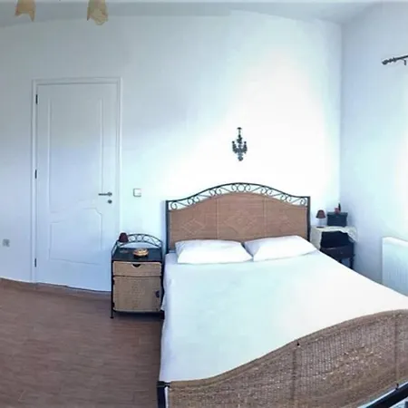 Fiorela Maisonette Nyaraló *